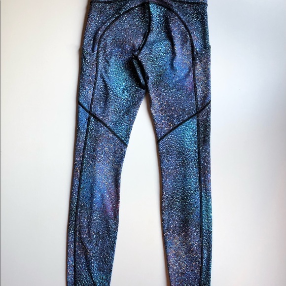 Lululemon Speed Tight V leggings Strive Multi Black size 4 - Picture 10 of 10